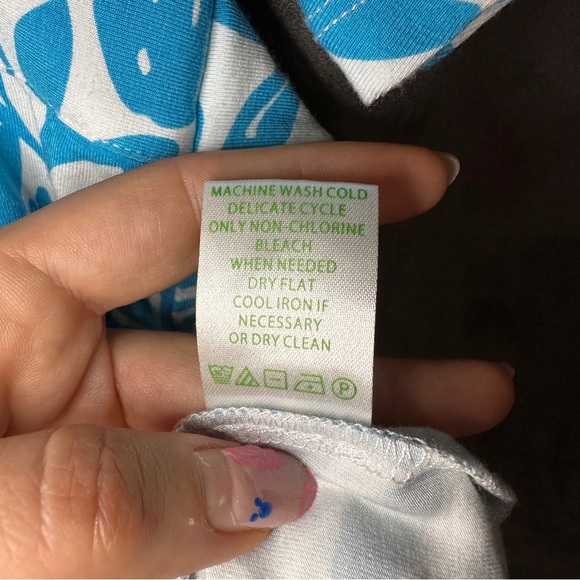 Lilly Pulitzer Callie Tunic Top Blue White Floral Print Preppy Coastal XS NWT - Picture 7 of 10